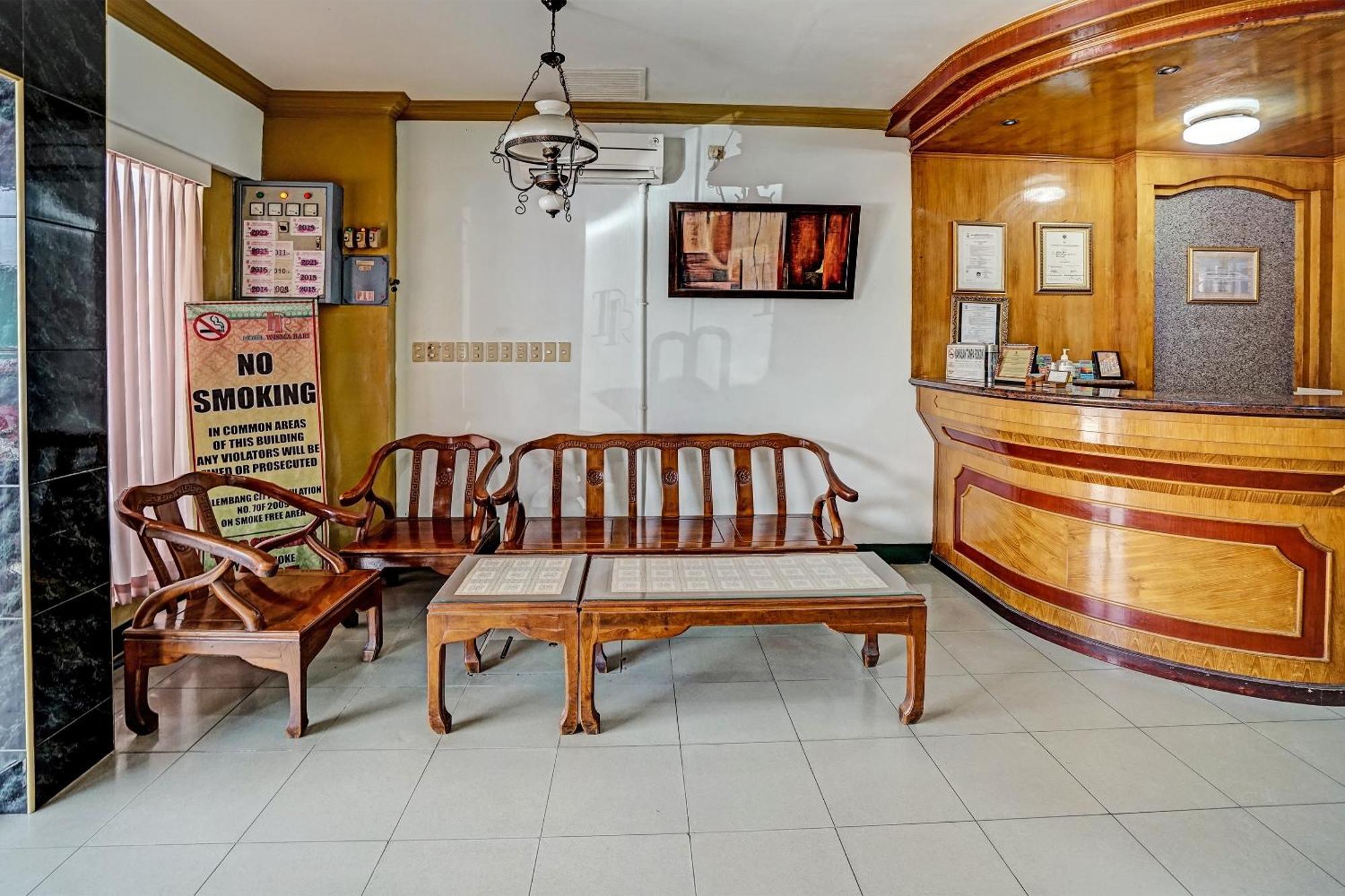 OYO 91805 Hotel Wisma Bari Palembang Exterior foto