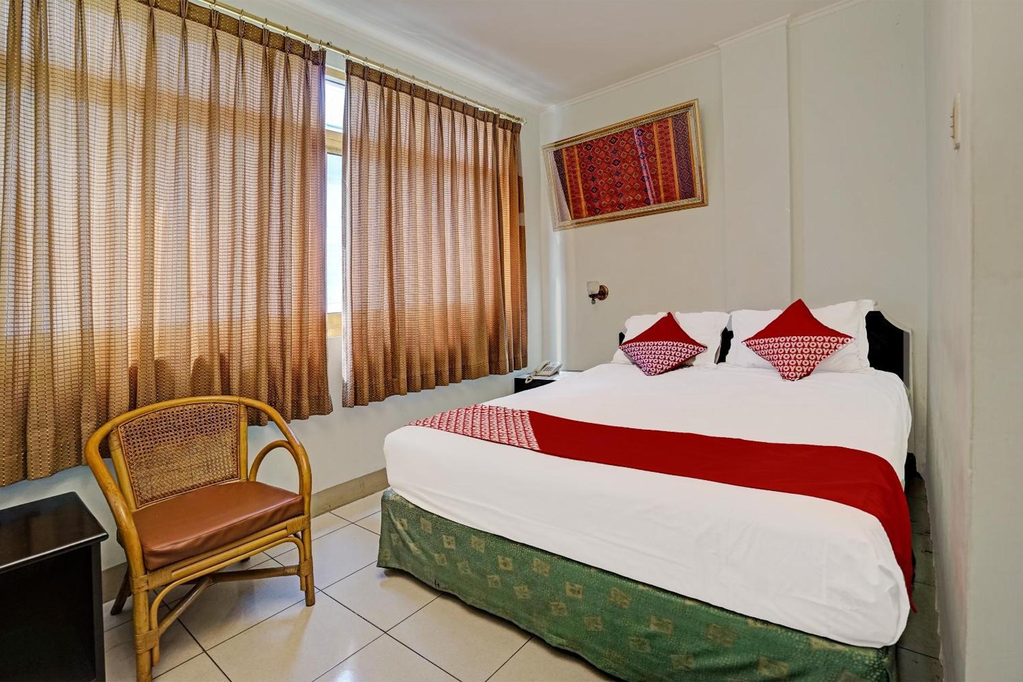 OYO 91805 Hotel Wisma Bari Palembang Exterior foto